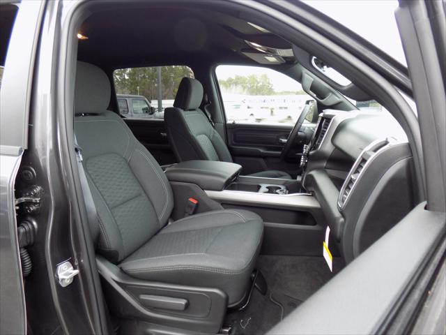2026 Ram 1500 Express Crew Cab 4x4 5'7" Box