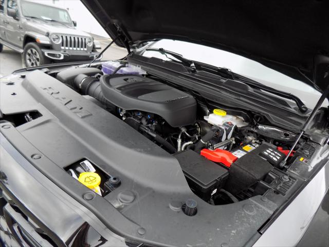 2026 Ram 1500 Express Crew Cab 4x4 5'7" Box