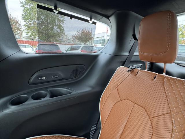 2026 Chrysler Pacifica Pinnacle