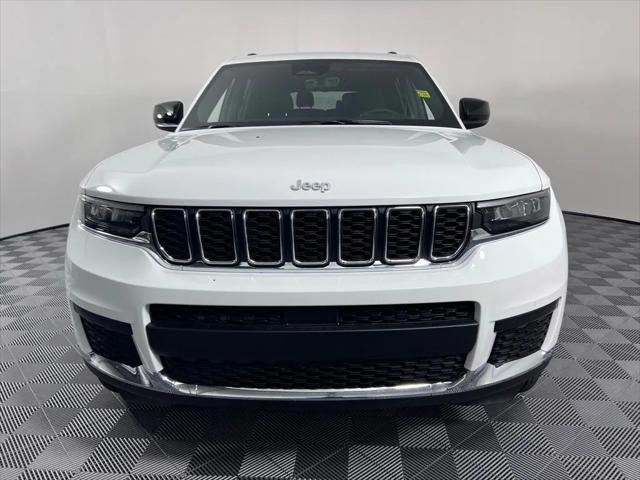 2025 Jeep Grand Cherokee GRAND CHEROKEE L LAREDO X 4X2