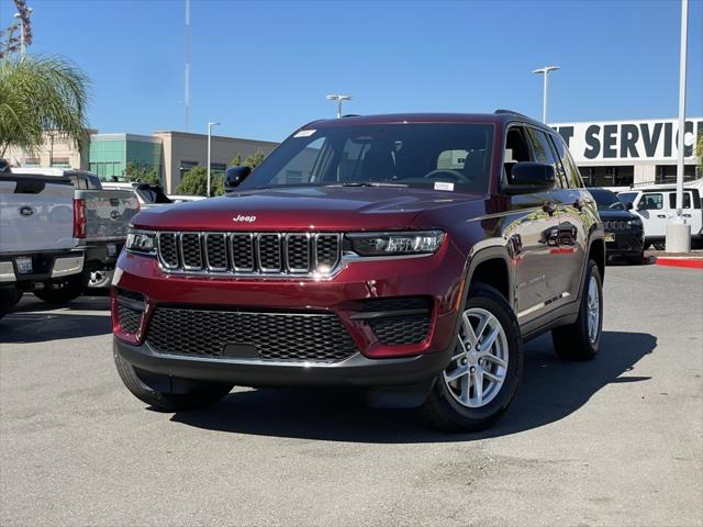 2025 Jeep Grand Cherokee GRAND CHEROKEE LAREDO X 4X2