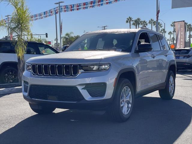2025 Jeep Grand Cherokee GRAND CHEROKEE LAREDO X 4X2 2025 Jeep Grand Cherokee GRAND CHEROKEE LAREDO X 4X2