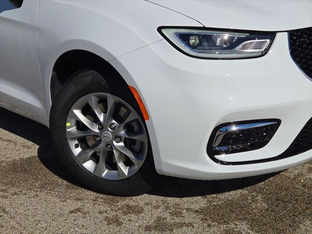 2026 Chrysler Pacifica PACIFICA SELECT AWD