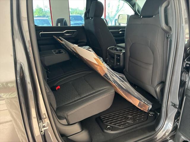 2026 Ram 1500 Big Horn Crew Cab 4x4 6'4" Box
