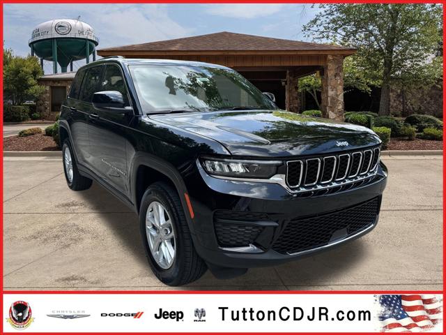 2025 Jeep Grand Cherokee GRAND CHEROKEE LAREDO X 4X2