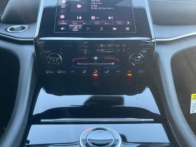 2025 Jeep Grand Cherokee GRAND CHEROKEE LAREDO X 4X2 2025 Jeep Grand Cherokee GRAND CHEROKEE LAREDO X 4X2