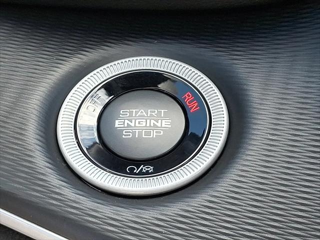 2025 Jeep Grand Cherokee Laredo X 4x4