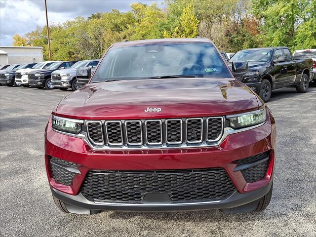2025 Jeep Grand Cherokee GRAND CHEROKEE LAREDO X 4X4 2025 Jeep Grand Cherokee GRAND CHEROKEE LAREDO X 4X4