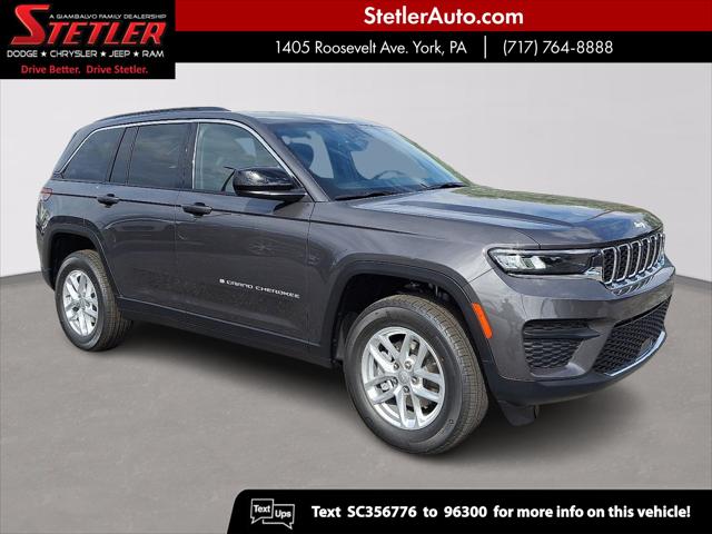 2025 Jeep Grand Cherokee GRAND CHEROKEE LAREDO X 4X4