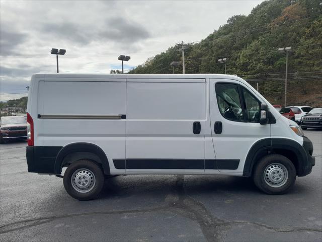 2026 Ram ProMaster Cargo Van Tradesman Low Roof 136" WB w/Pass Seat