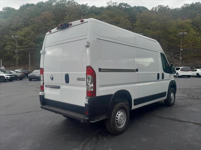 2026 Ram ProMaster Cargo Van Tradesman High Roof 136" WB w/Pass Seat