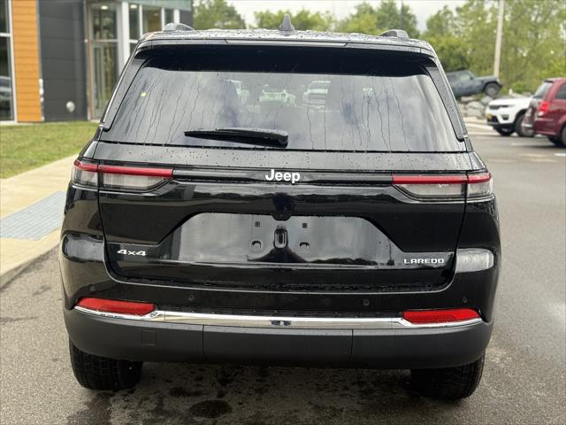 2025 Jeep Grand Cherokee GRAND CHEROKEE LAREDO X 4X4