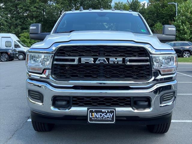 2024 RAM 2500 Tradesman Crew Cab 4x4 64 Box