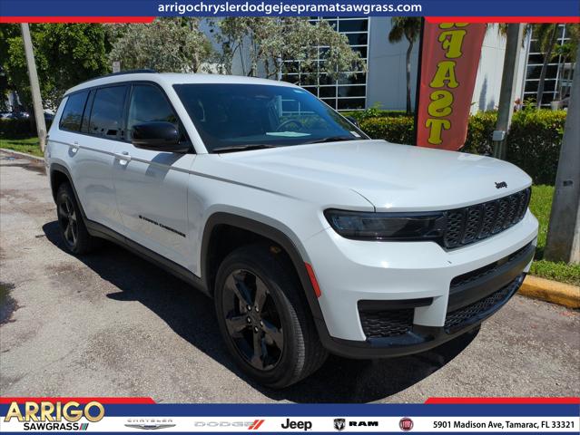 2023 Jeep Grand Cherokee L Altitude 4x2