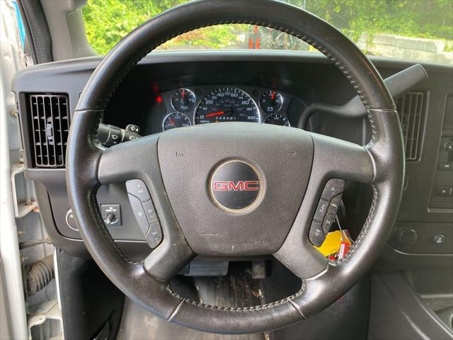 2022 GMC Savana Cutaway Work Van