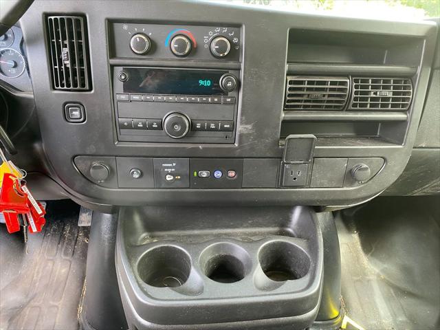 2022 GMC Savana Cutaway Work Van