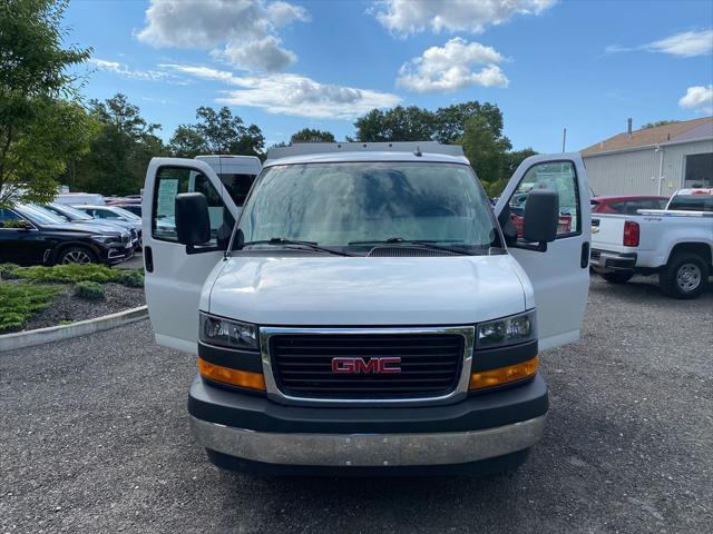 2022 GMC Savana Cutaway Work Van