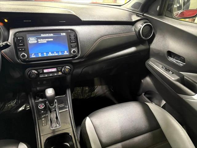 2022 Nissan Kicks SR Xtronic CVT
