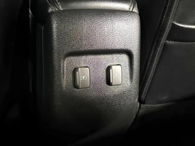 2022 Nissan Kicks SR Xtronic CVT