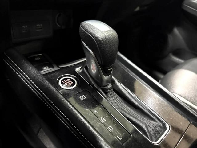 2022 Nissan Kicks SR Xtronic CVT