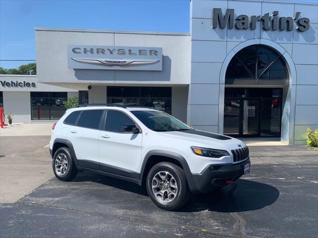 2022 Jeep Cherokee Trailhawk 4x4 2022 Jeep Cherokee Trailhawk 4x4