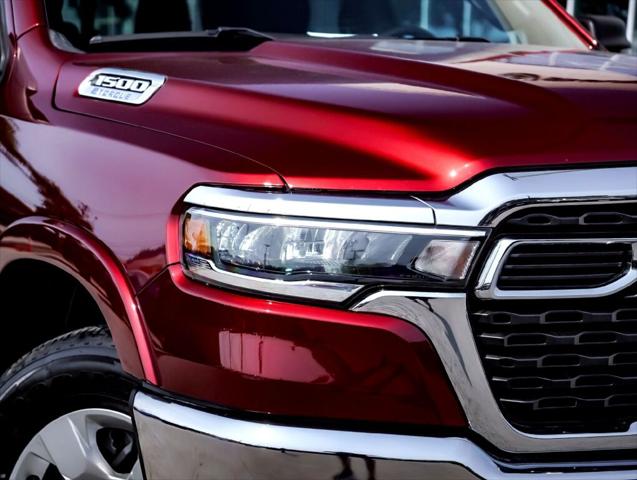 2025 RAM 1500 Lone Star Crew Cab 4x4 57 Box