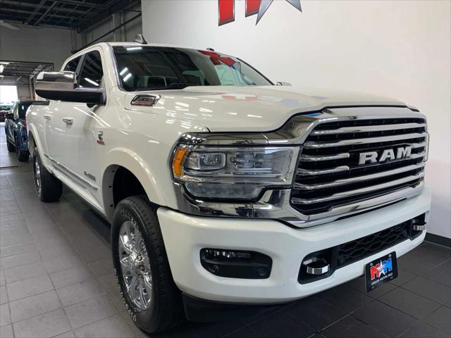 2019 RAM 3500 Limited Crew Cab 4x4 64 Box
