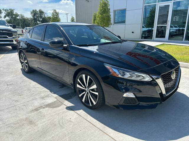 2022 Nissan Altima SR FWD