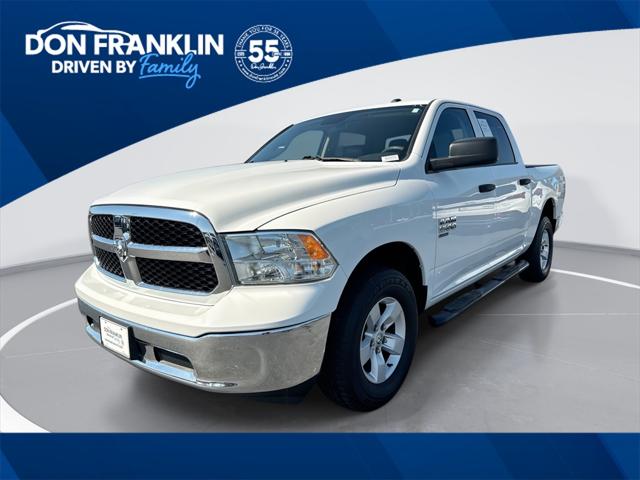 2022 RAM 1500 Classic Tradesman Crew Cab 4x4 57 Box