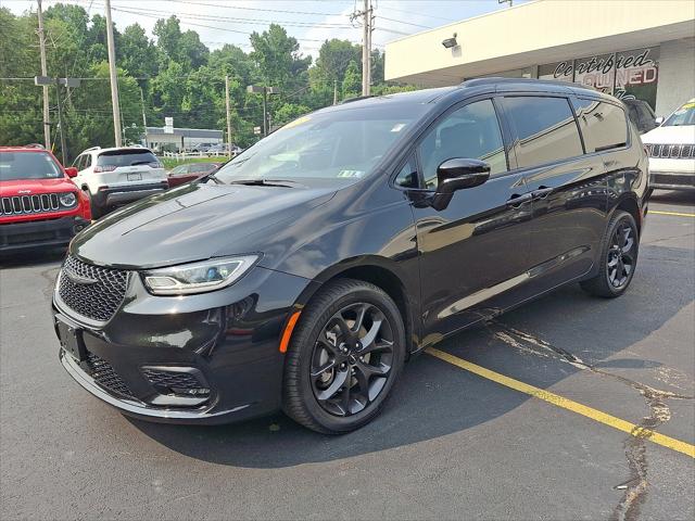 2022 Chrysler Pacifica Touring L AWD