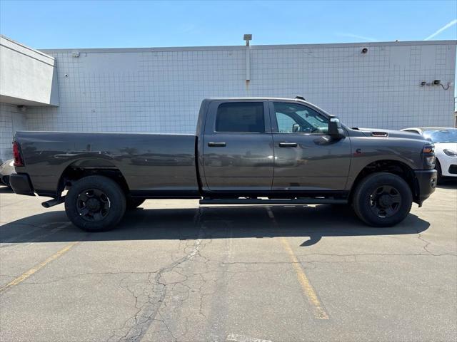 2025 RAM Ram 3500 RAM 3500 TRADESMAN CREW CAB 4X4 8 BOX 2025 RAM Ram 3500 RAM 3500 TRADESMAN CREW CAB 4X4 8 BOX