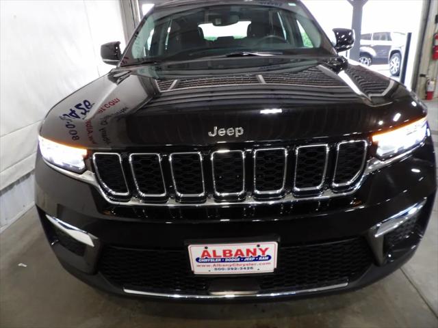 2022 Jeep Grand Cherokee Limited 4x4 2022 Jeep Grand Cherokee Limited 4x4