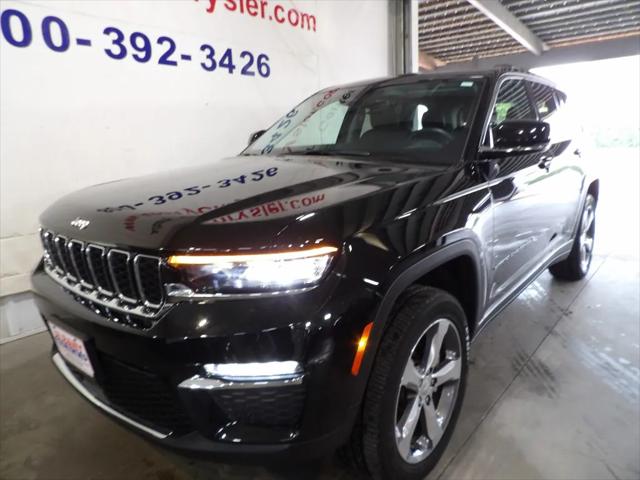 2022 Jeep Grand Cherokee Limited 4x4 2022 Jeep Grand Cherokee Limited 4x4