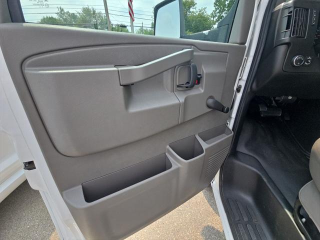 2018 Chevrolet Express Cutaway Work Van