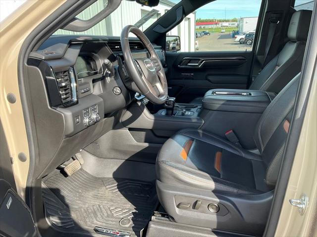 2022 GMC Sierra 1500 4WD Crew Cab Short Box AT4 2022 GMC Sierra 1500 4WD Crew Cab Short Box AT4