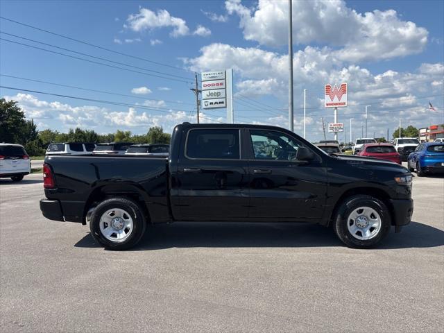 2025 RAM Ram 1500 RAM 1500 TRADESMAN CREW CAB 4X2 57 BOX