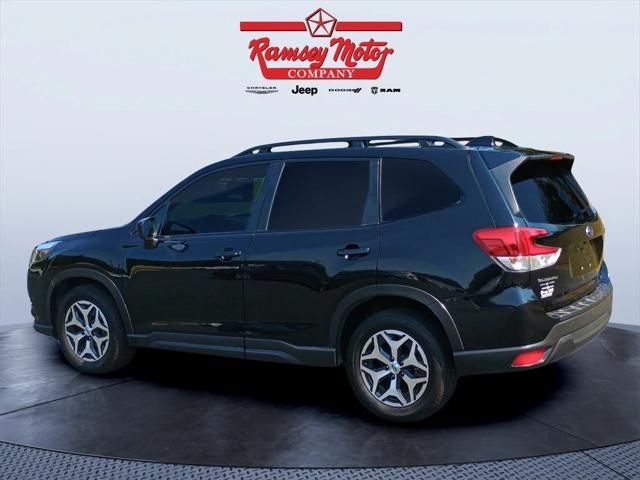 2022 Subaru Forester Premium 2022 Subaru Forester Premium