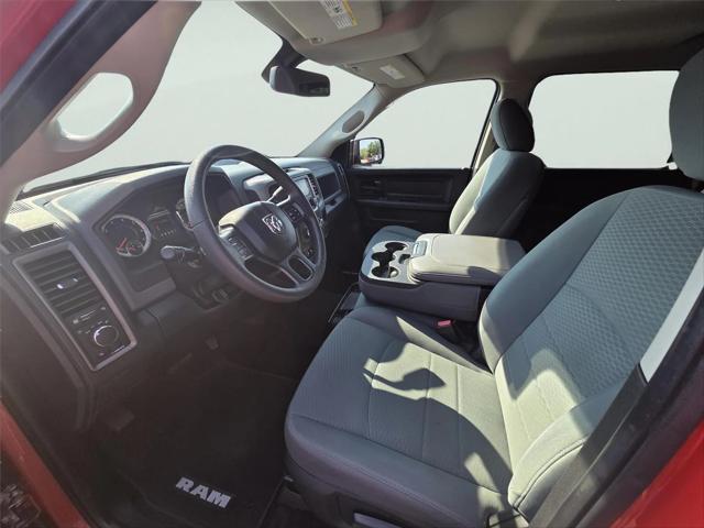 2018 RAM 2500 Tradesman Crew Cab 4x4 64 Box