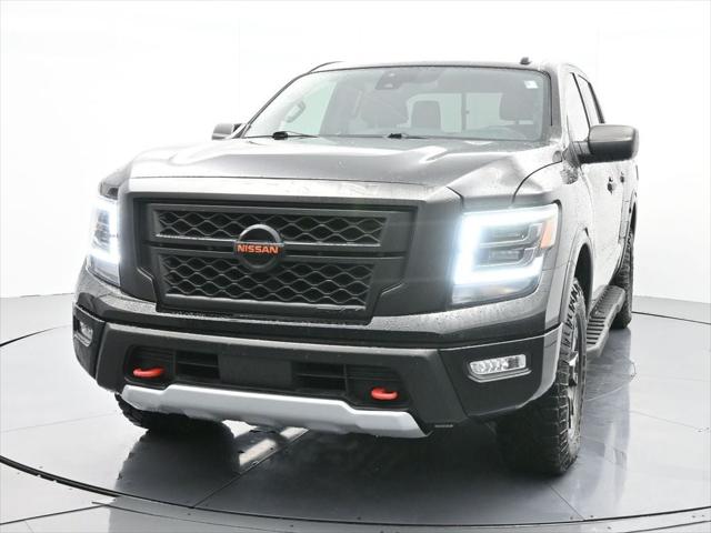 2021 Nissan TITAN Crew Cab PRO-4X 4x4