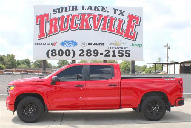 2024 Chevrolet Silverado 1500 4WD Crew Cab Standard Bed Custom