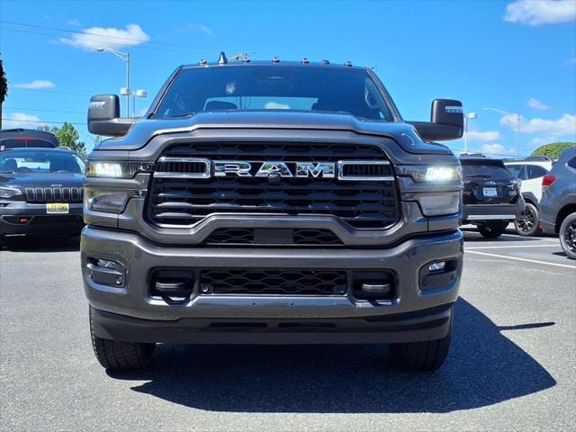 2025 RAM 2500 Big Horn Crew Cab 4x4 64 Box