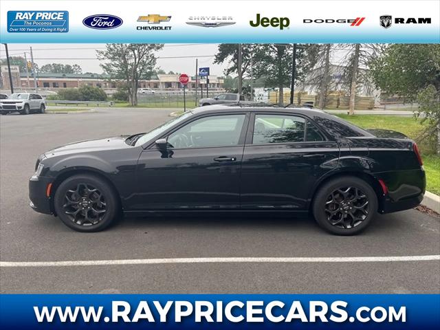 2019 Chrysler 300 Touring AWD