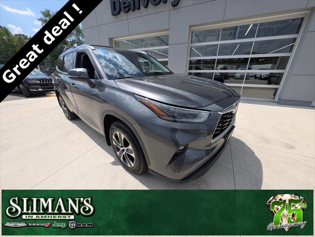 2021 Toyota Highlander XLE 2021 Toyota Highlander XLE