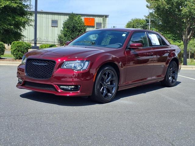 2023 Chrysler 300 Touring L