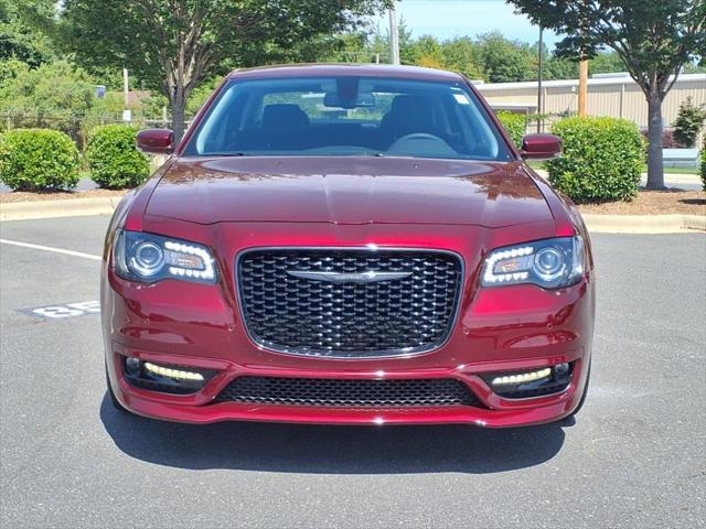 2023 Chrysler 300 Touring L