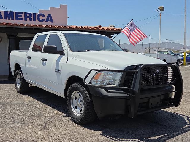 2017 RAM 1500 Tradesman Crew Cab 4x4 57 Box