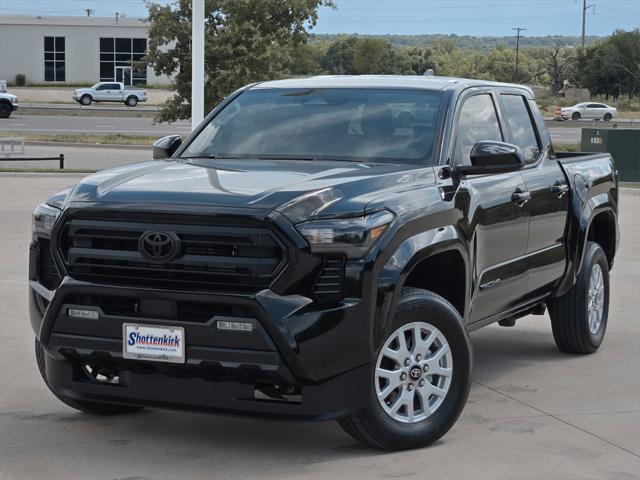 2025 Toyota Tacoma SR5 4WD