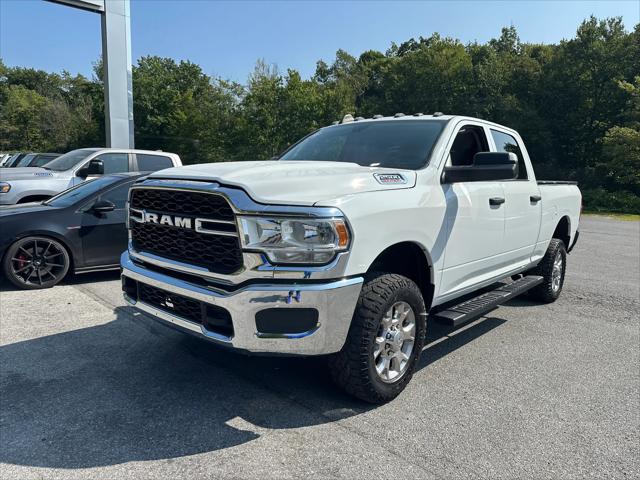 2019 RAM 2500 Tradesman Crew Cab 4x4 64 Box