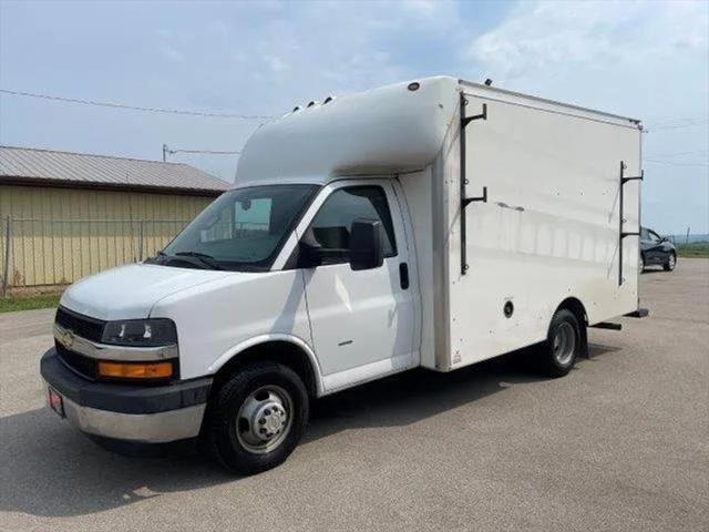 2020 Chevrolet Express Cutaway Work Van