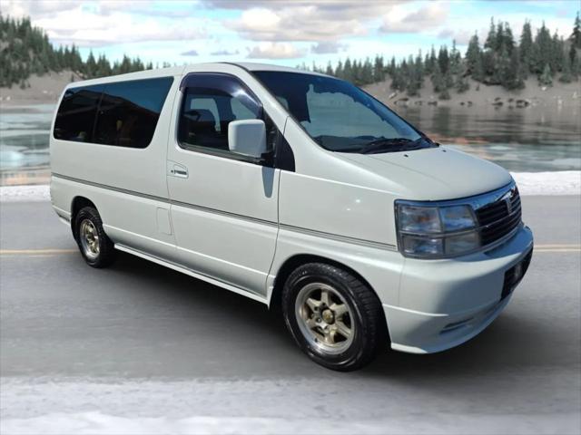 2000 Nissan El Grande VAN